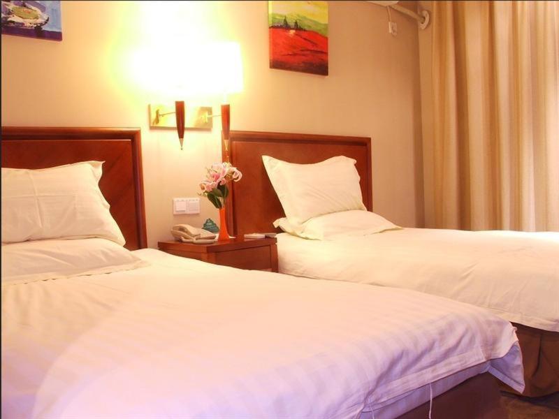 Greentree Inn Suzhou Humble Administrator'S Garden Railway Station South Square Room photo